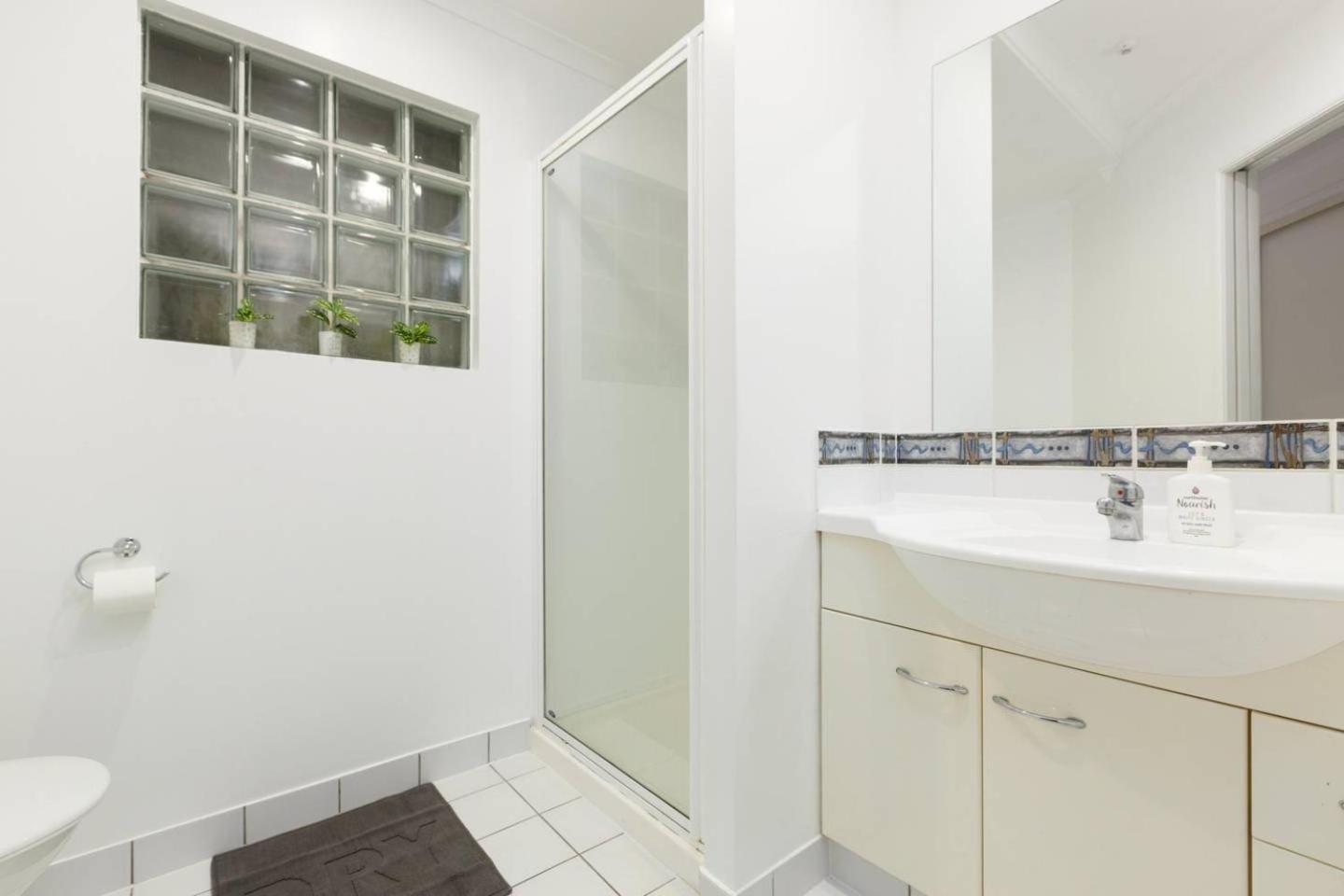 Appartamento Stylish And Spacious, Downtown Mount Maunganui Esterno foto